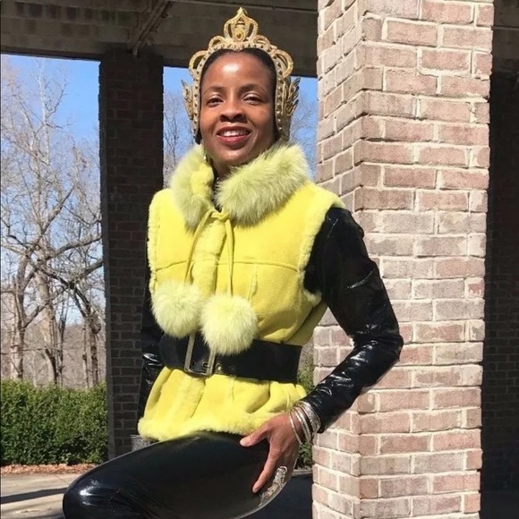 Designer Morris Kaye Yellow lime Green Shearling & fox Fur Vest Coat jacket S-M - Picture 9 of 11